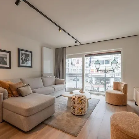 Gezellig En Trendy * クノック・ヘイスト